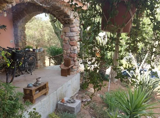 Quarto em Acomodações Particulares Paraiso Sardo 1 *